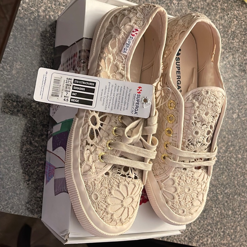 Superga Lace sneakers Bought, never worn. Color Beige.